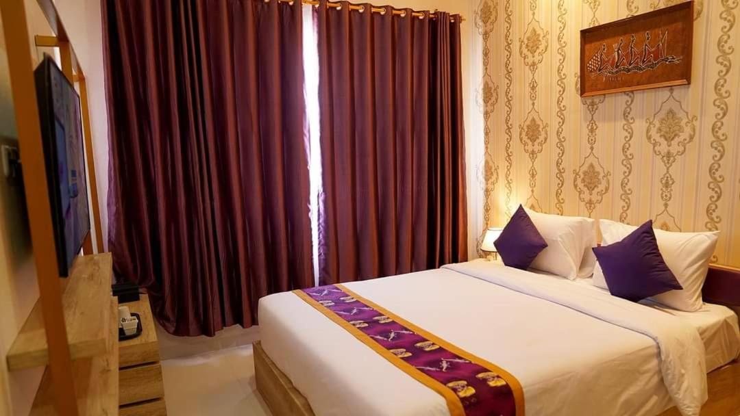 Elohim Hotel Sentani Jayapura Kültér fotó