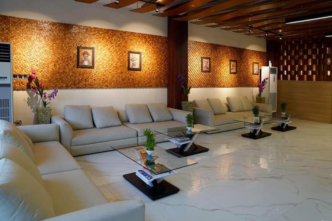 Elohim Hotel Sentani Jayapura Kültér fotó