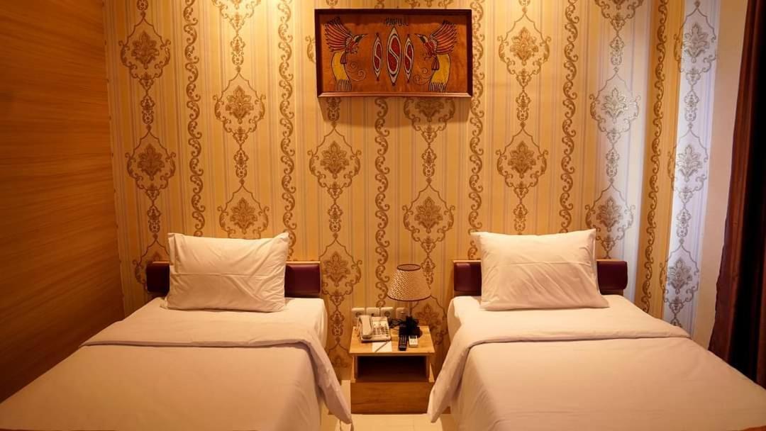 Elohim Hotel Sentani Jayapura Kültér fotó