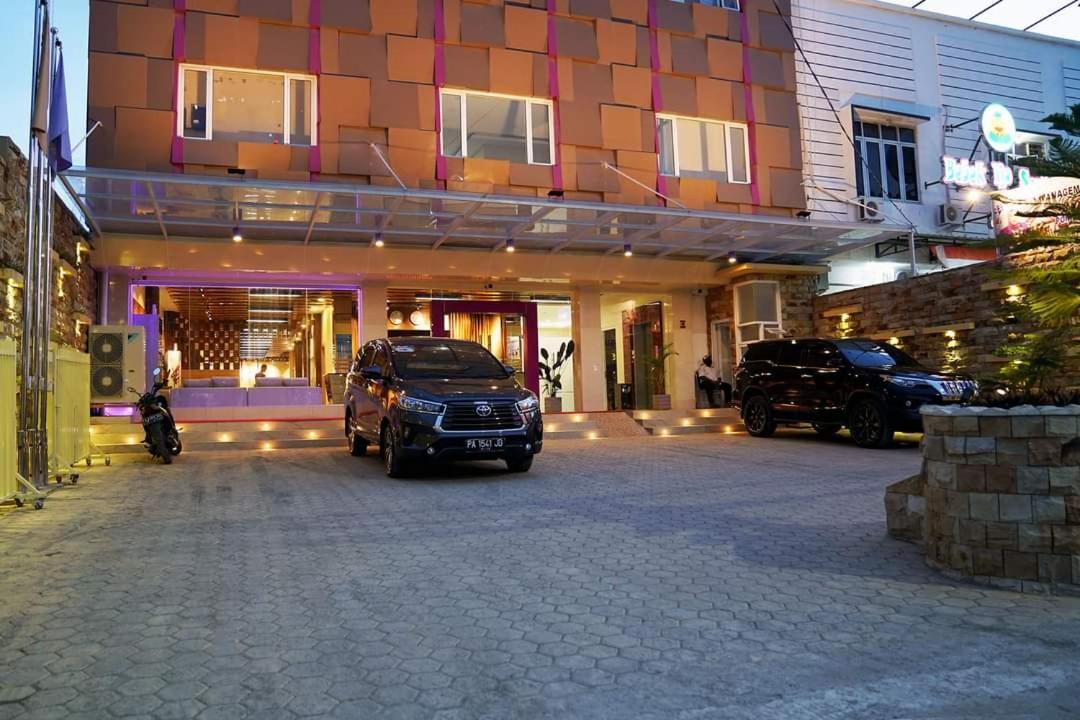 Elohim Hotel Sentani Jayapura Kültér fotó